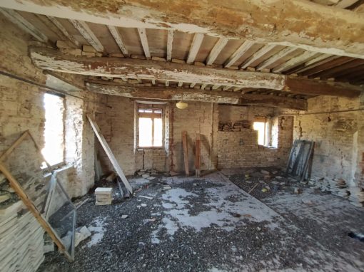 Ristrutturazione immobile nel borgo storico di Papiano